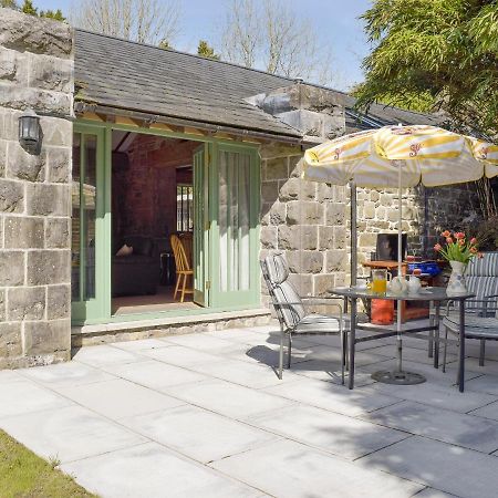 The Coach House At Stable Cottage Derwydd Экстерьер фото