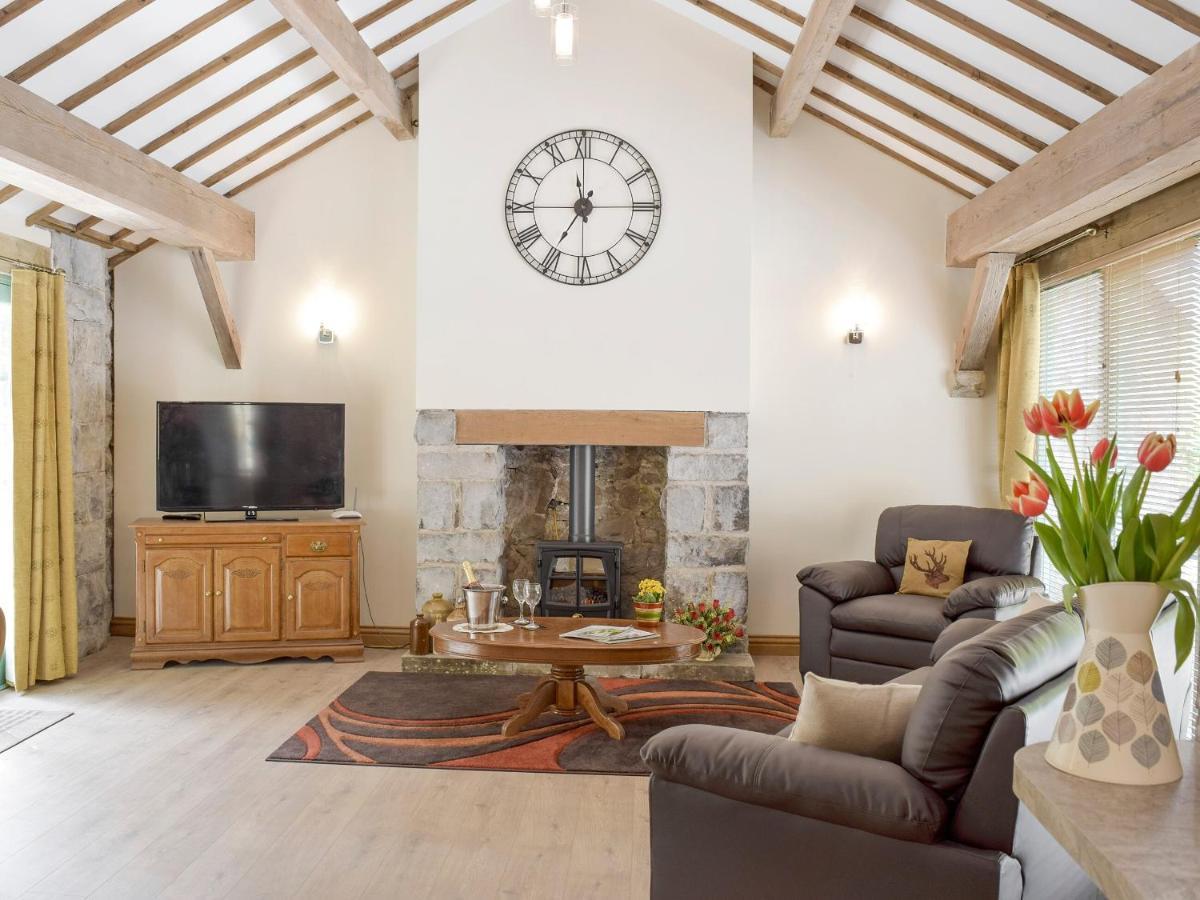 The Coach House At Stable Cottage Derwydd Экстерьер фото